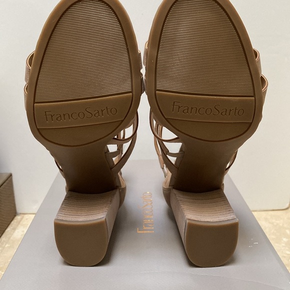 Franco Sarto sandals. Size 8.5 Gray. NWT - Picture 3 of 5